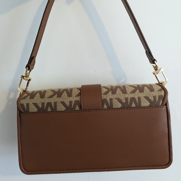 NWOT Michael Kors Greenwich Canvas Monogram Bag - Picture 11 of 17